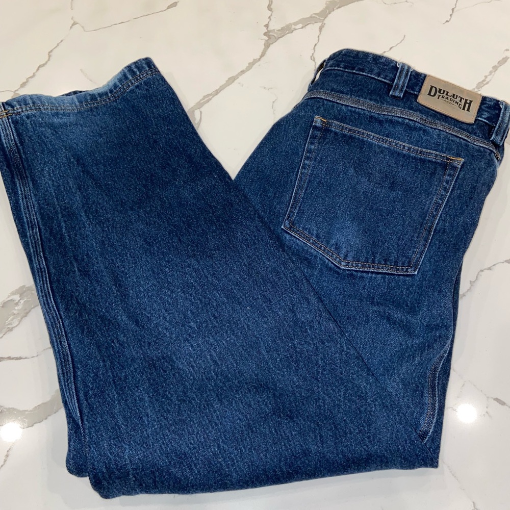 Duluth Trading Co. Men’s Jeans. Size 40x 32. Dark wash